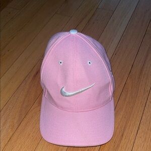 Ladies pink Nike hat